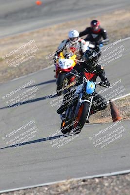 media/Feb-05-2023-Classic Track Day (Sun) [[c35aca4a42]]/Group 2/session 4 turn 4/